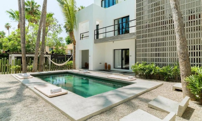 Downtown San Jose del Cabo Hotel | Elegant Hideaway with Rooftop, Local Accents & Live Music