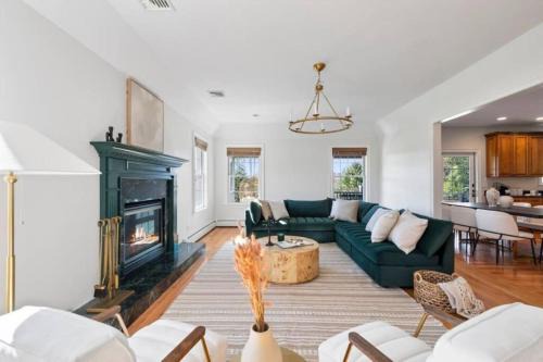 Chester Apartamento | Elegant Home 7BRs, Game Room, Luxury Yard, Pool