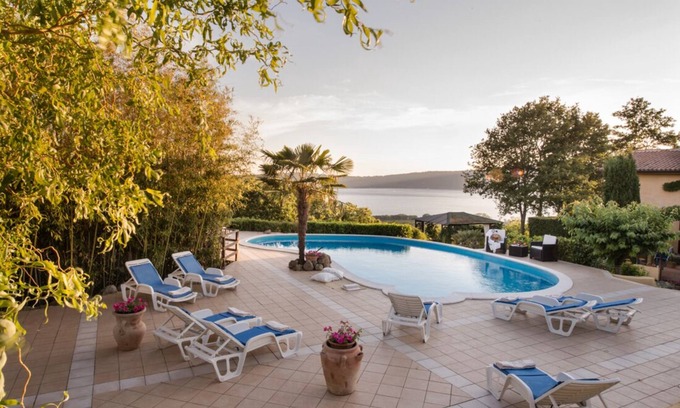 Caprarola Casa | Elegant Lake Home with pool, hot tub and view on the hills 50min away from Rome