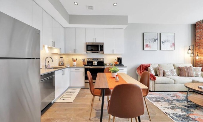Hackensack Apartamento | Elegant Main Street Living* Near NYC