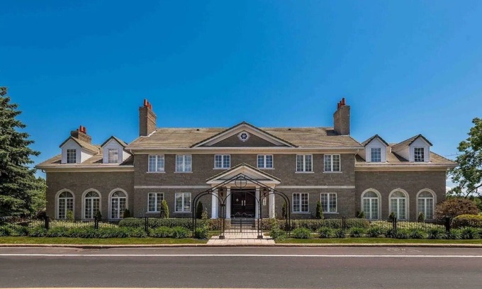 Beloeil Casa | Prestigious Mansion in Beloeil