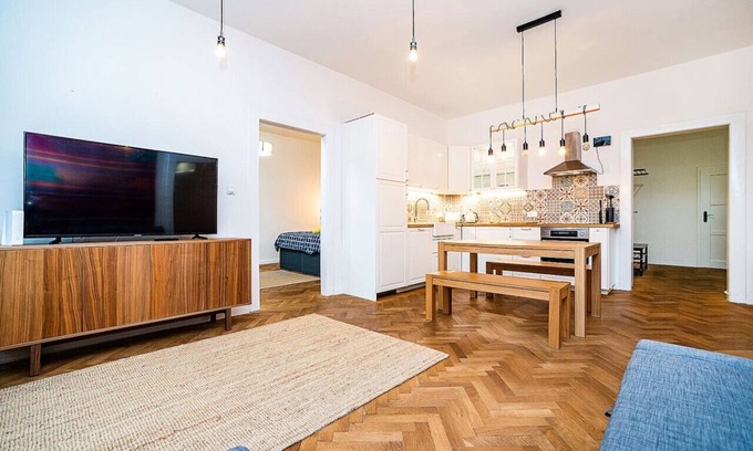 Karlin Apartamento | Elegant, modern, 2-bed flat by Museum of Prague