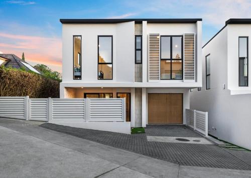 Remuera Casa | Elegant New Luxury Retreat in Remuera