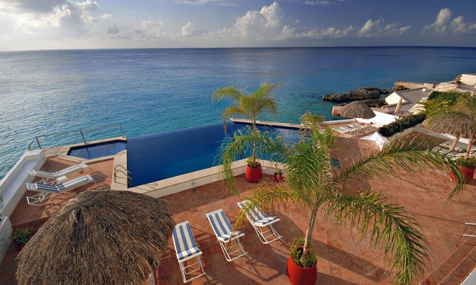 Zona Hotelera Norte Condominio | Elegante condominio frente al mar con dobles master suites