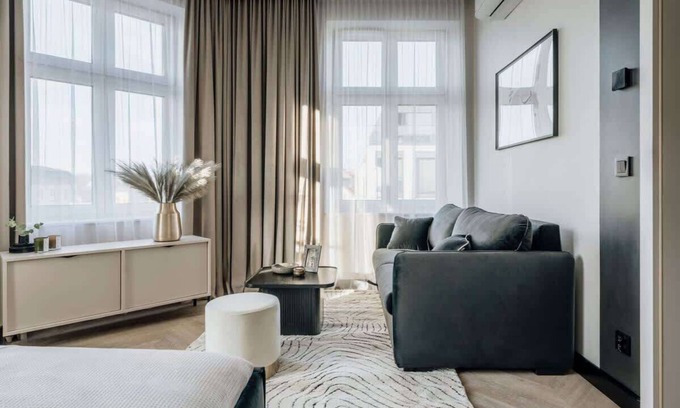 Piasek Południe Apartamento | Elegant One-Bedroom Getaway