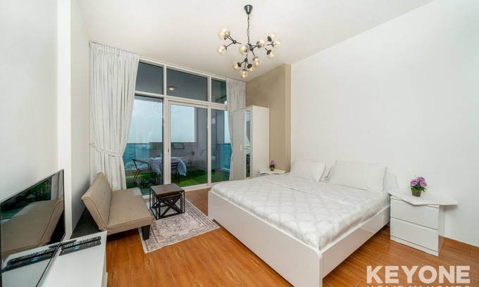 Jumeirah Village Triangle Apartamento | Elegant & Sophisticated Studio in JVT