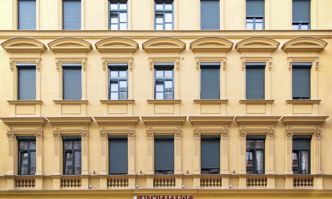 Funfhaus Apartamento | Elegant Studio close to the metro station