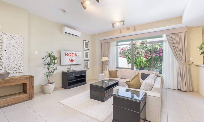 Dubai Villa | Elegant Villa Escape Perfect for Families!