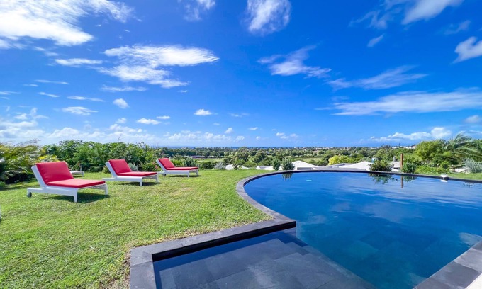 Saint-Francois Villa | Elegante Villa con Piscina Privada Vista al mar
