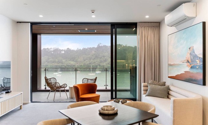Hobsonville Apartamento | Elegant Waterfront Retreat
