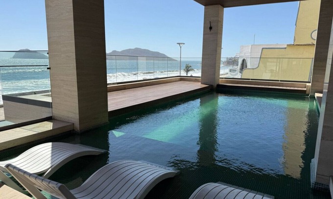 Mazatlan Apartamento | Elegante con vista al mar y malecón by gpsrentas
