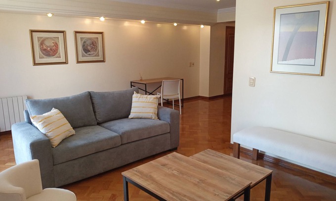 Historic Center Apartamento | Elegante y amplio dpto en la peatonal de Mza