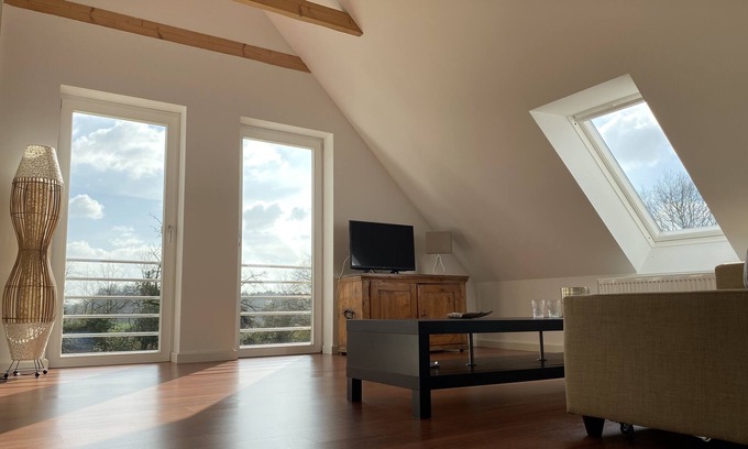 Ratingen Apartamento | Elegantes Wohnen im Hofgut Angerland