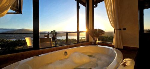 Knysna Cabina | Elephant Hide of Knysna Guest Lodge