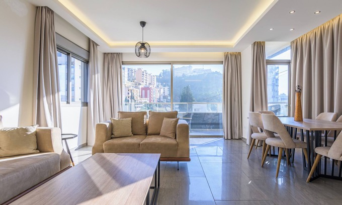 Jal El Dib Apartamento | Elevate - Sleek 2-BR Apt by Santa Maria, Jal el Dib
