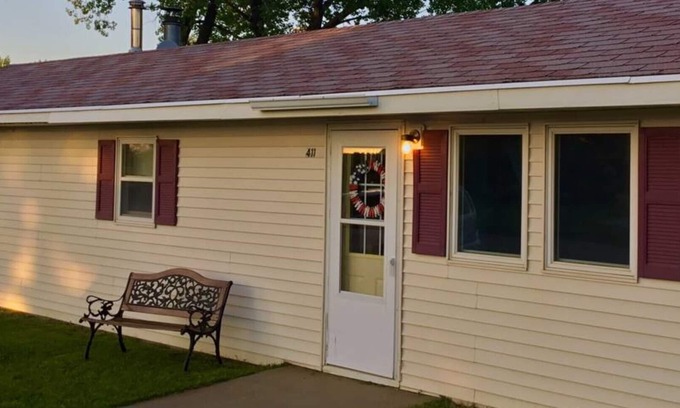 New Salem Casa | Elisha's Place ~ Close to I-94