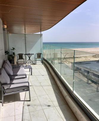 Constanta Apartamento | Elite Beachfront Apartament by Casa del Mar