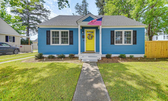 Elizabeth City Cabaña | Elizabeth City Abode w/ Fenced Yard, Near Downtown