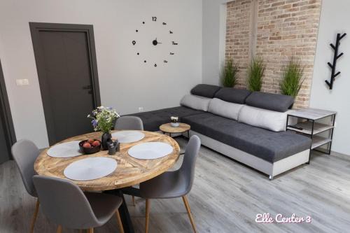 Odesos Apartamento | Elle Center by RV Apartments - TOP center