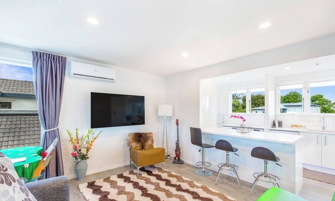Greenlane - Ellerslie Casa | Freshly renovated 3BR Ellerslie home