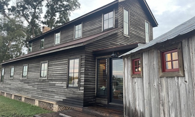 Columbus Otro | ELLINGER COUNTRY FARMHOUSE