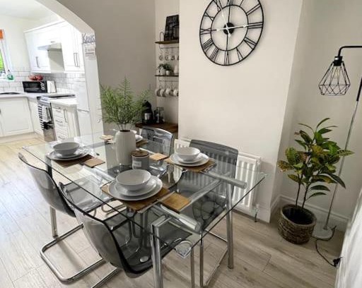 Bangor Casa | Elmwood House