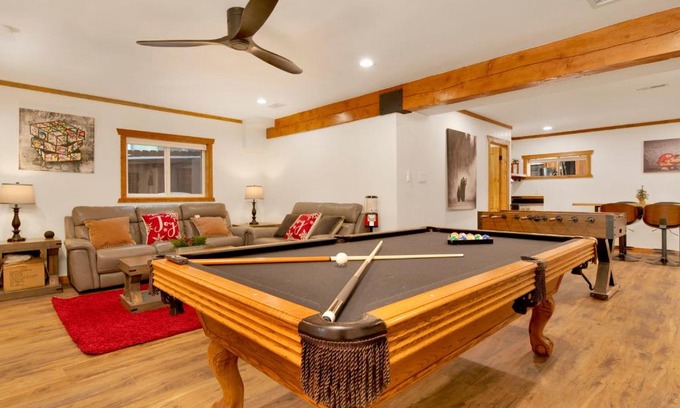 Big Bear Chalet De Esquí | Elmwood Place- Hot Tub- Packed Game Room