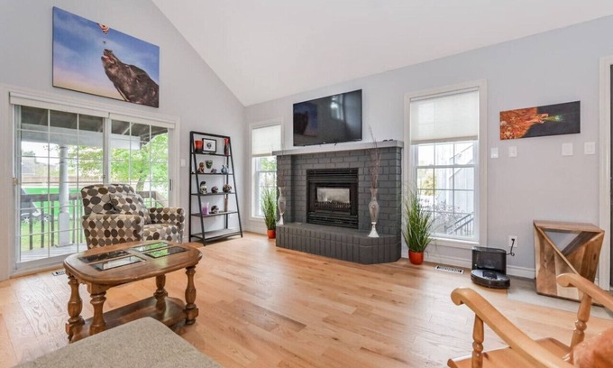 Elora Apartamento | Elora Grandeur: The Pinnacle Retreat"