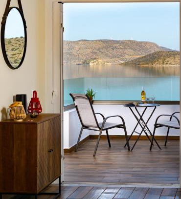 Elounda Apartamento | Elounda Harmony Sea front apartment