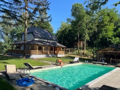 Central Serbia Villa | Elowen