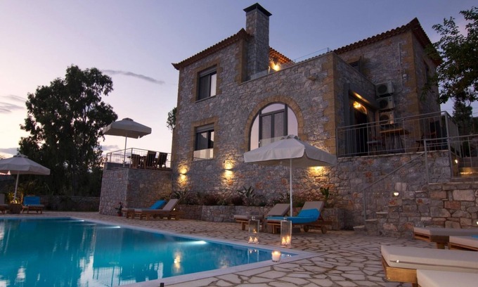 Lefktron Villa | Elsa Villa by Elrin Villas Mani
