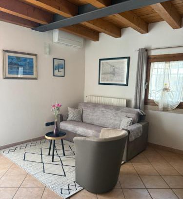 Calmasino Apartamento | Ely Hause
