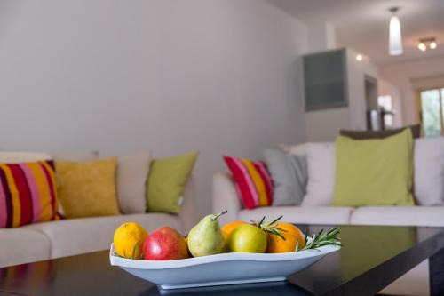 Universal Casa | Elysia Park Modern Townhouse
