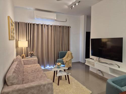 Negombo Apartamento | Elysian Blue Suites - Santorini Resort Negombo