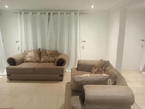 Matibidi Apartamento | eManzini Guesthouse