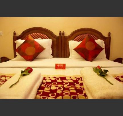 DLF Phase 3 Casa | Emarald Hotel and Resorts-Fully Vaccinated Staff