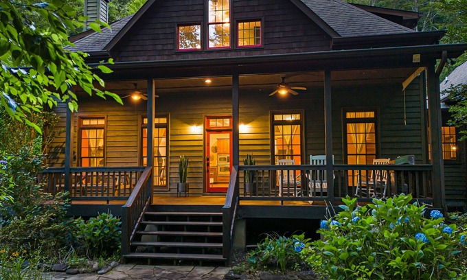 Almond Casa | Embrace nature's beauty in the Great Smoky Mountains with patio