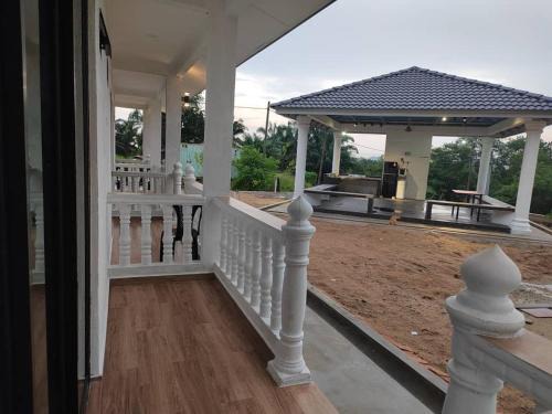 Temerloh Cabina | Embun Lodg