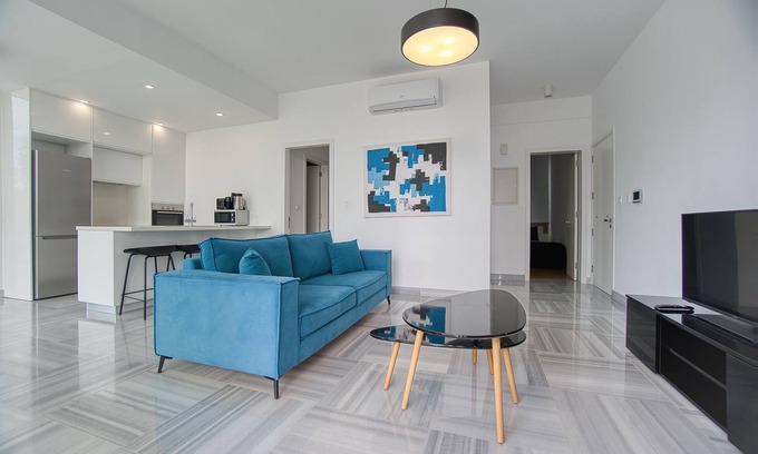Universal Apartamento | Emerald 102 2 BED - Dos Habitaciones Piso, Capacidad 4