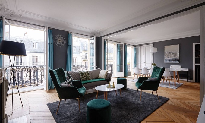Auteuil Apartamento | Apartamento 4BR sin esfuerzo elegante en el 16 con balcón privado, por Veeve
