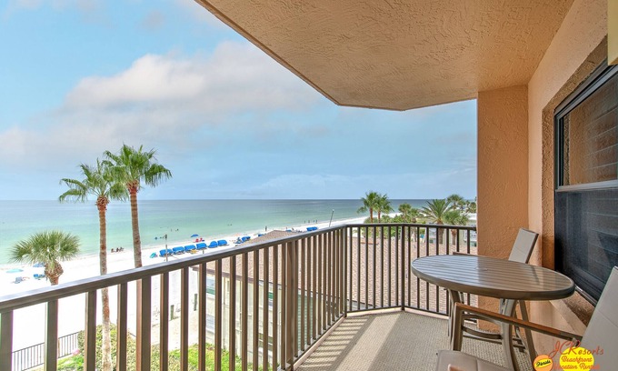 North Redington Beach Condominio | Esmeralda Unidad Isla 304: 2 BR / 2 BA condominio en N. Redington Beach, capacidad para 4