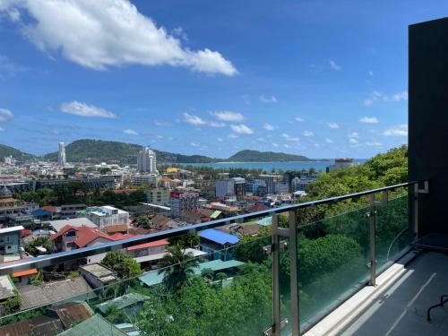 Patong Apartamento | Emerald Terrace Resort 2 bedrooms Panoramic Ocean View Top Floor