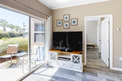 Frangista Beach Apartamento | Emerald Waters #108