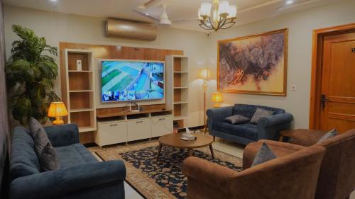 G-9 Sector Casa | Emirates Lodges
