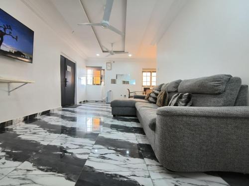 Prampram Apartamento | Empress White House Accra