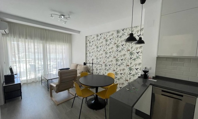 Costa del Sol Apartamento | En el Paseo Marítimo de Fuengirola. Casi sobre la arena.