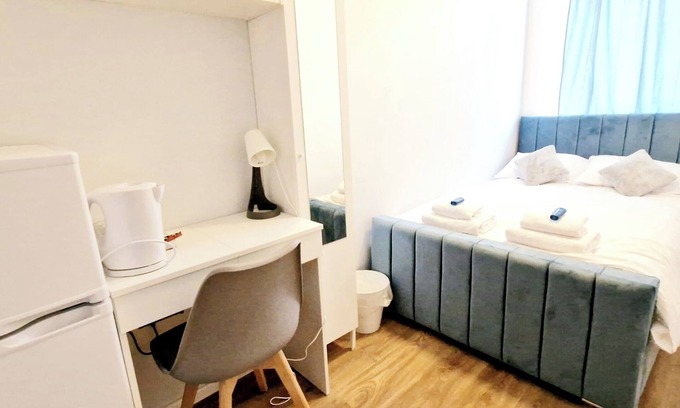 High Wycombe Casa | En-suite rooms located on the heart of High Wycombe town centre