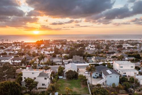 Encinitas Casa | ENC-1035 - Charming Coastal Cottage
