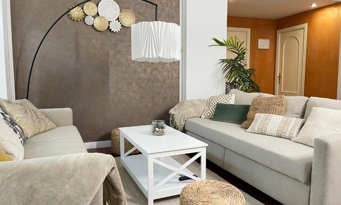 Zaragoza Old Town Apartamento | Encantador apartamento de 125 m2 en pleno centro -Prime Video