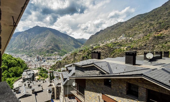 Escaldes-Engordany Apartamento | Encantador Atico cerca de Caldea, Molleres HUT 6793